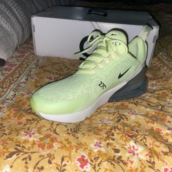 Nike Sneakers - Picture 4 of 6